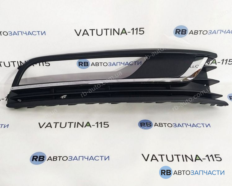 FP7423914 Решітка бампера R + 1 хром. молдинг