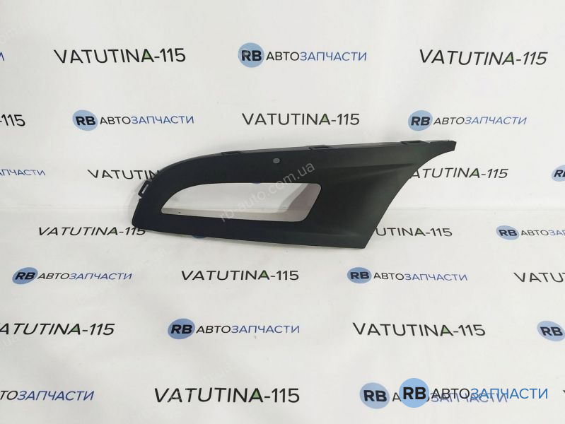 FP7415913 Решітка бампера L (для а/м с протитуманними фарами)