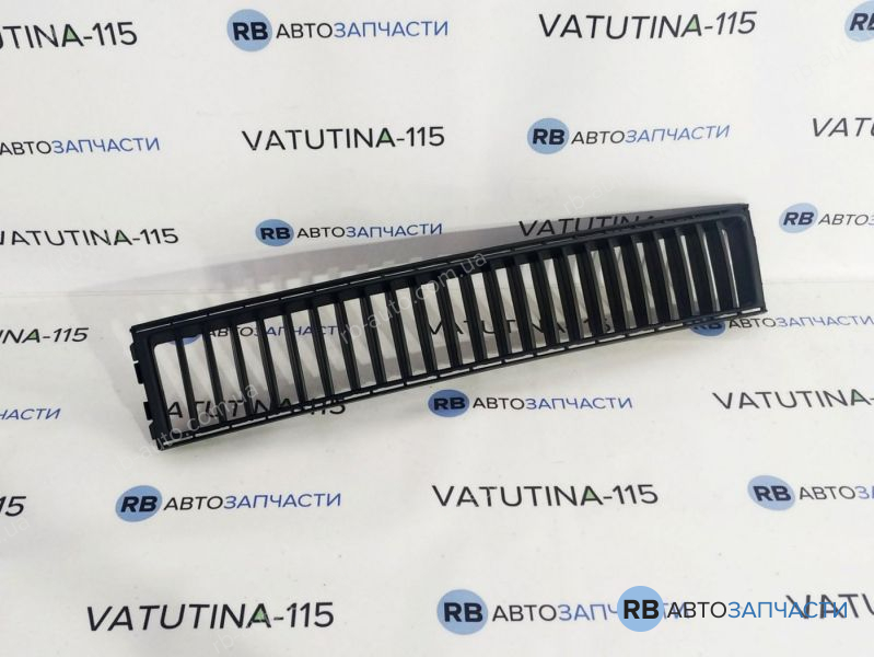 6Y0853677B41 Решітка бампера центр.