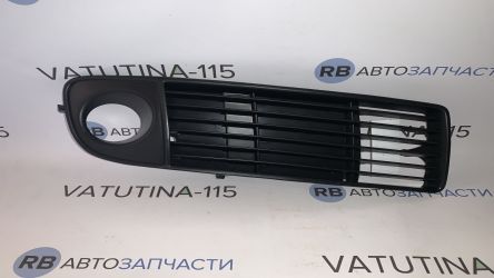 Решітка бампера R