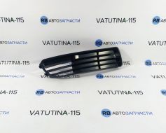 Решітка бампера R - 1324272R