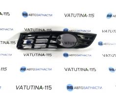 Решітка в бампер з туманк. L - 3C0853665A9B9