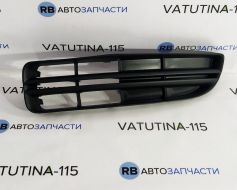 Решітка передн. бампера L