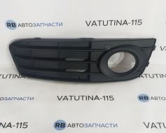 Решітка бампера R