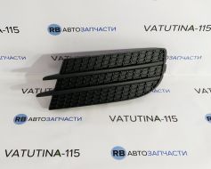 Решітка в бампер без отв тум. L