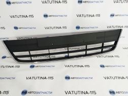 Решітка бампера центр. хром - 5N0853671B82V