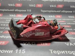 8T0945096A-BU фото 20839